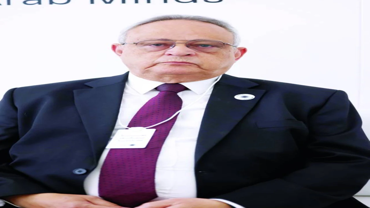 متابعة مستمرة.. أحمد زايد يكشف تفاصيل دعم الفائزين بجوائز نوابغ العرب ونقاش إنجازاتهم المتتالية